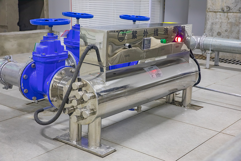 二次供水紫外線消毒器